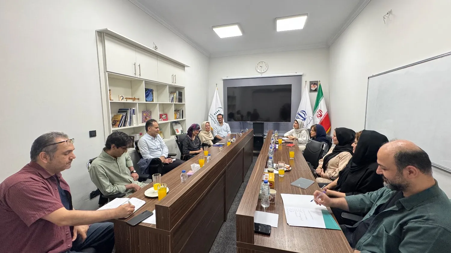 برگزاری نشست مدیران بنیاد ملی پویانمایی با جمعی از مدرسان انیمیشن هنرستان‌های تهران